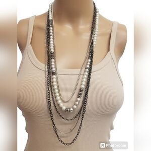 NY COLLECTION CHAIN & FAUX PEARL LAYERED LONG NECKLACE